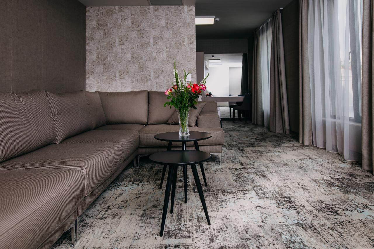 Hotel Leva - Vratsa Bagian luar foto